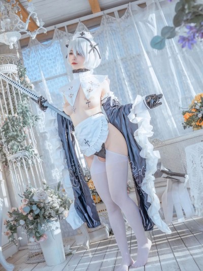 桃良阿宅 – 女仆2B