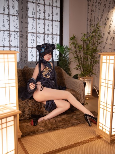 小九酱（白猫少女） – 妃咲