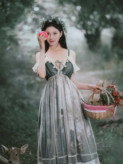 [年年] 爱丽丝仙境 Alice in Wonderland